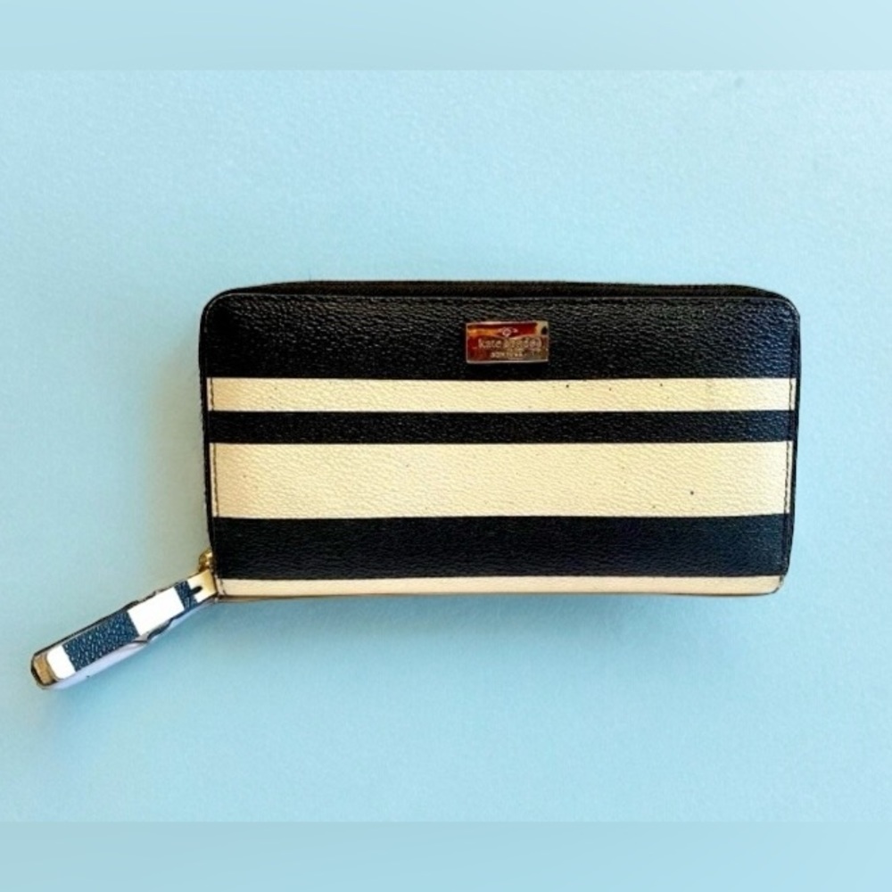 Kate Spade Shore Street Leather Black And Off White Striped Clutch Wallet - Picture 3 of 16